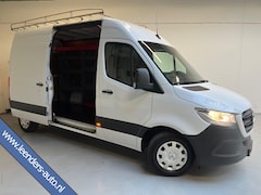 Mercedes-Benz Sprinter - Automaat 211 2.2 CDI L2H2 3Persoons, Imperiaal + Trap, Kast, M-BUX, Trekhaak, RIJKLAARPRIJ