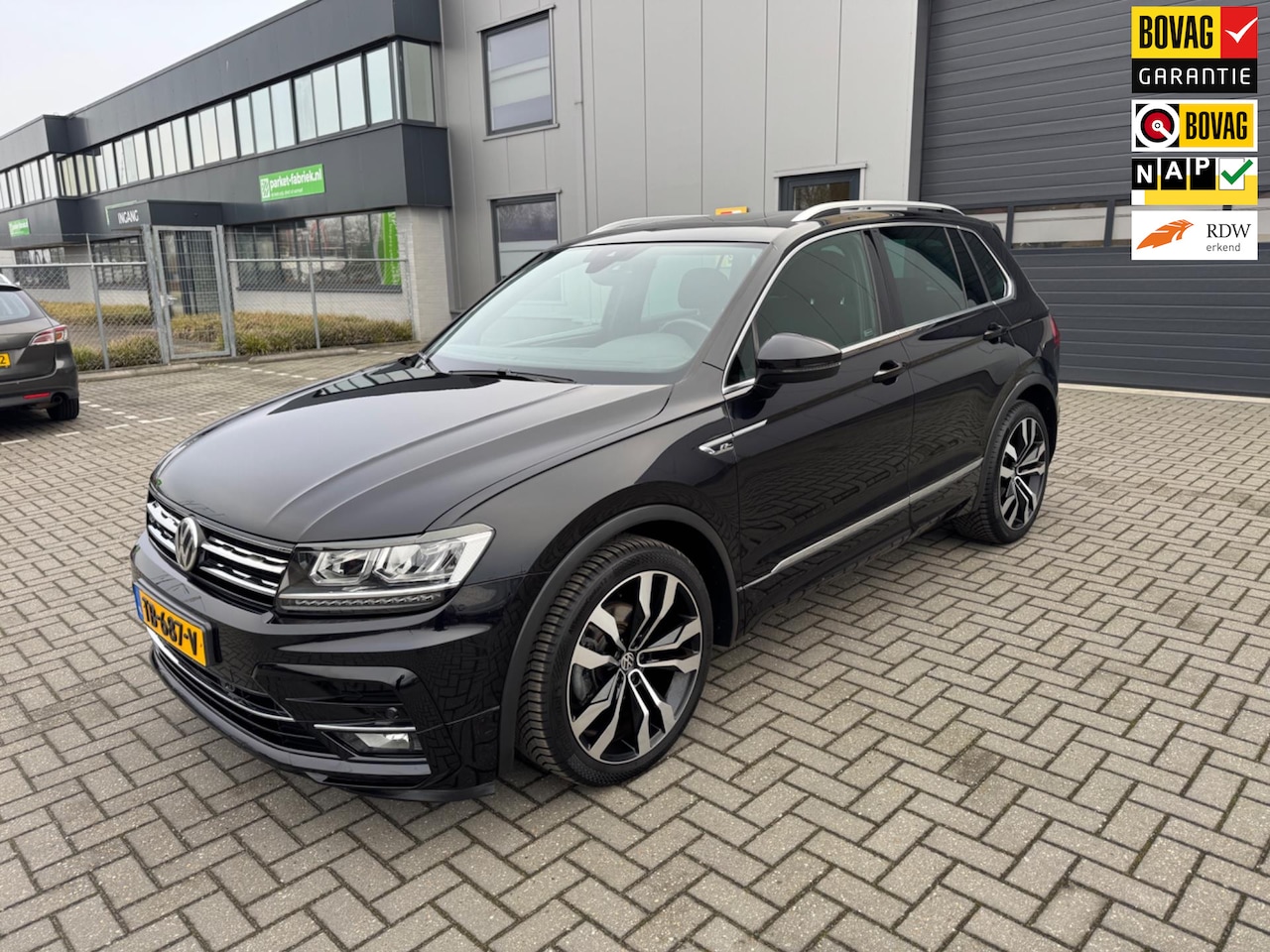 Volkswagen Tiguan - 1.4 TSI ACT Highline Business R 1.4 TSI ACT Highline Business R - AutoWereld.nl