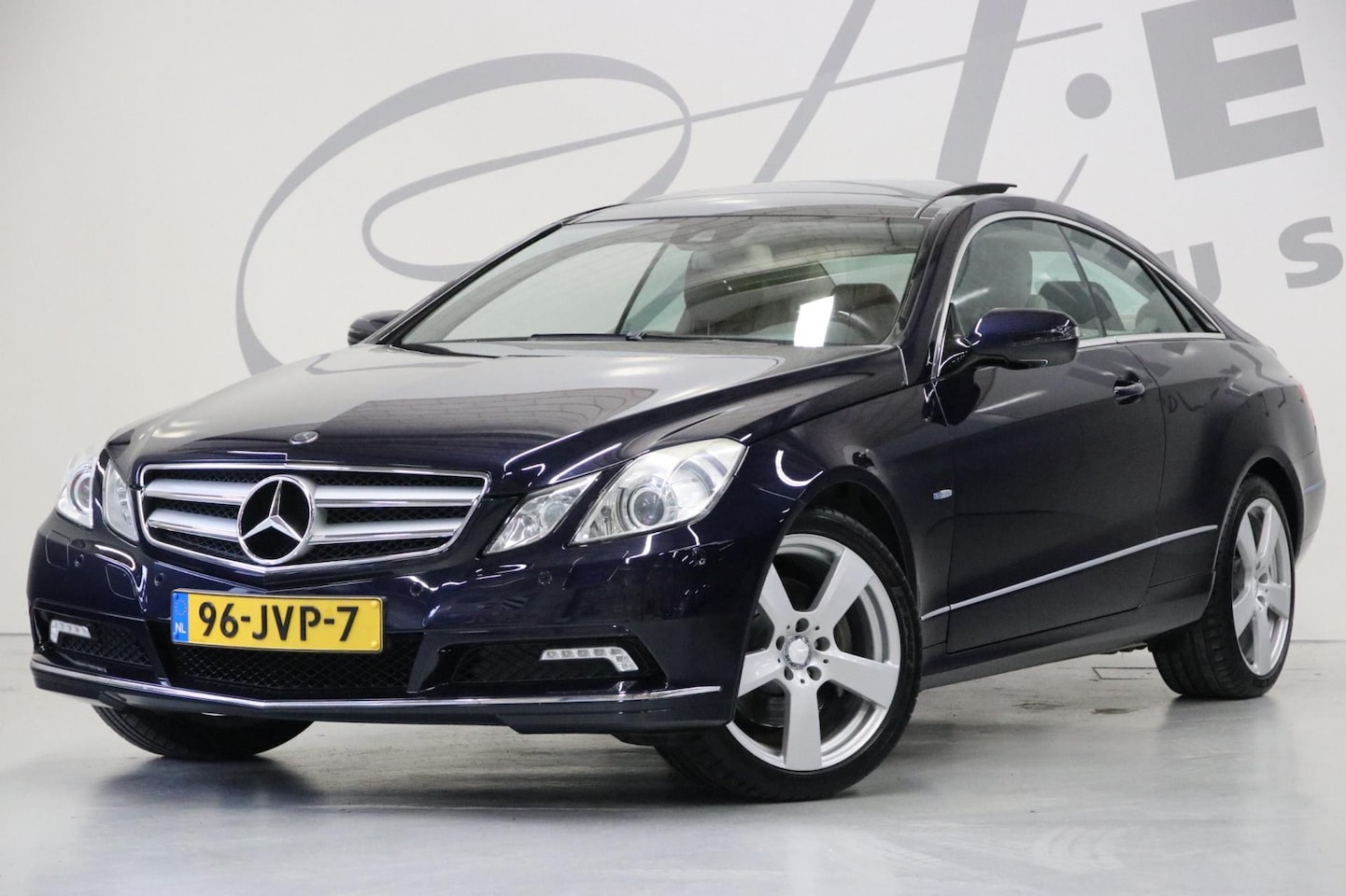 Mercedes-Benz E-klasse Coupé - 350 CGI Memory/achteruitrijcamer/NAP/Origineel NL - AutoWereld.nl