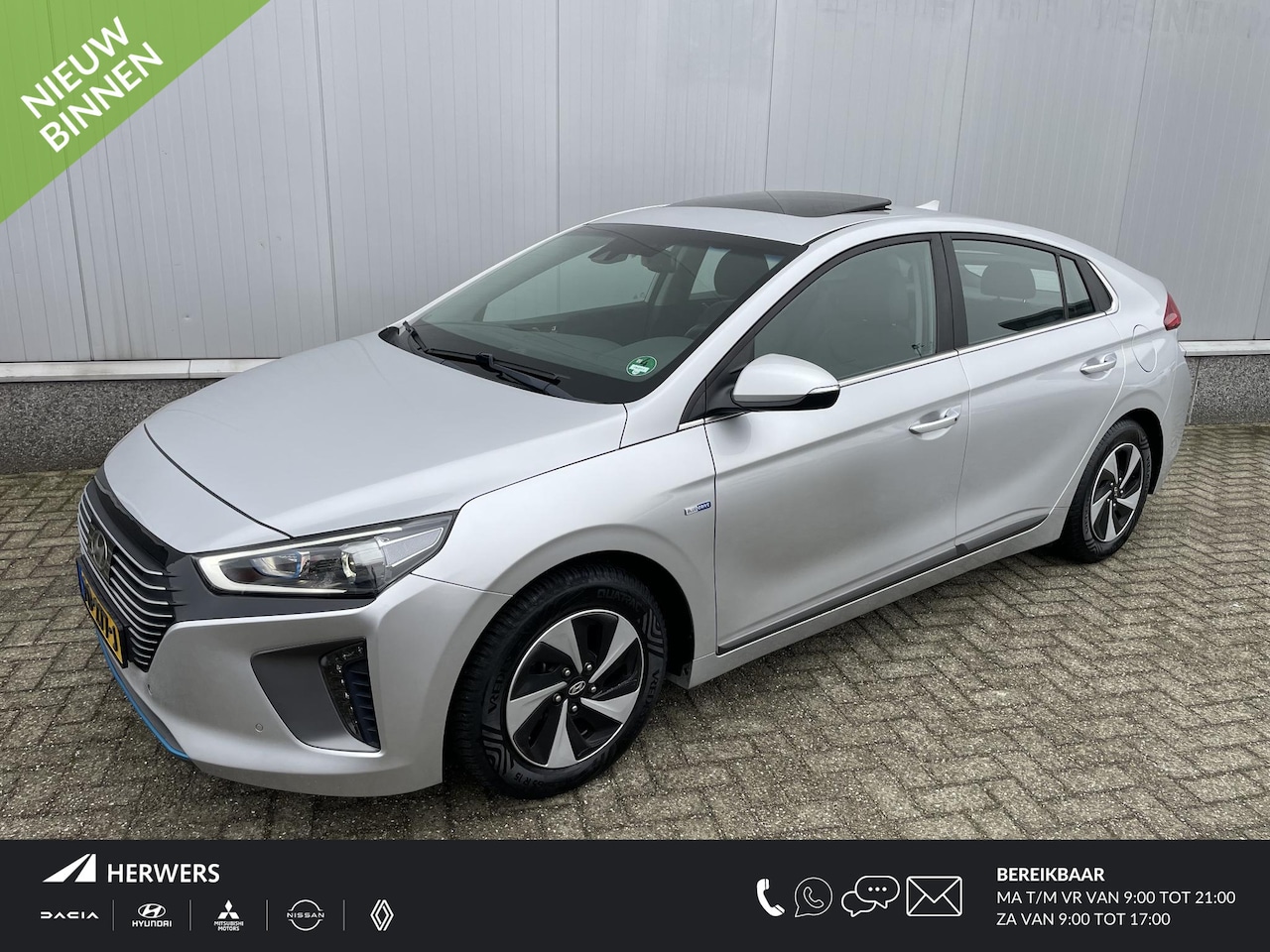 Hyundai IONIQ - 1.6 GDi Premium / Lederen Interieur / Navigatie / Verwarmde Stoelen + Stuurwiel / Afn. Tre - AutoWereld.nl