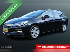Opel Astra Sports Tourer - 1.4 Turbo 150 PK Online Edition, Stoel-stuurverwarming, Trekhaak, Sportstoelen, Pdc voor +