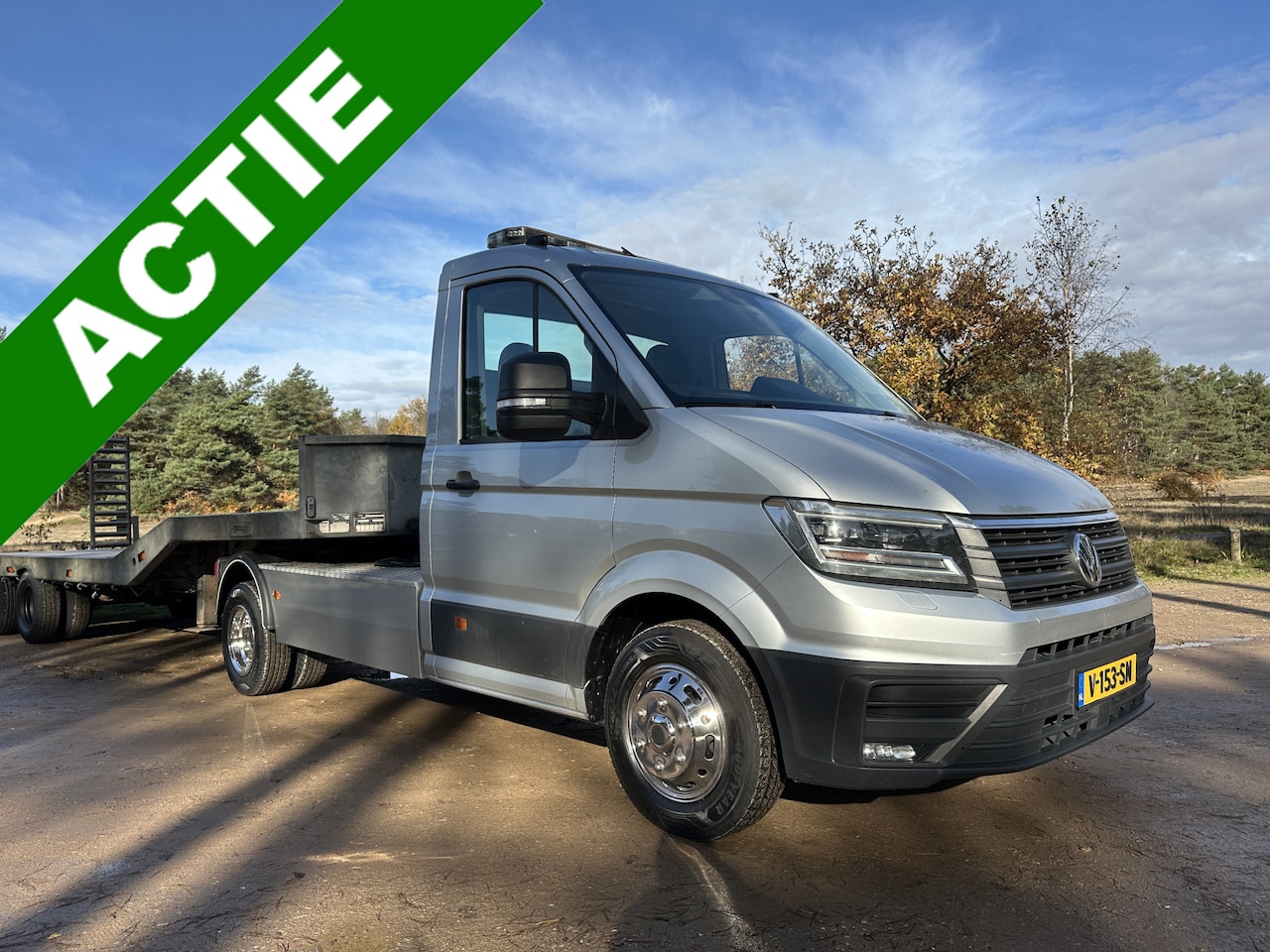 Volkswagen Crafter - 5T trekker BE-Combinatie incl. Veldhuizen 10T trailer - AutoWereld.nl