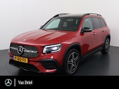 Mercedes-Benz GLB - 200 AMG line | Pano Memory Multibeam Keyless