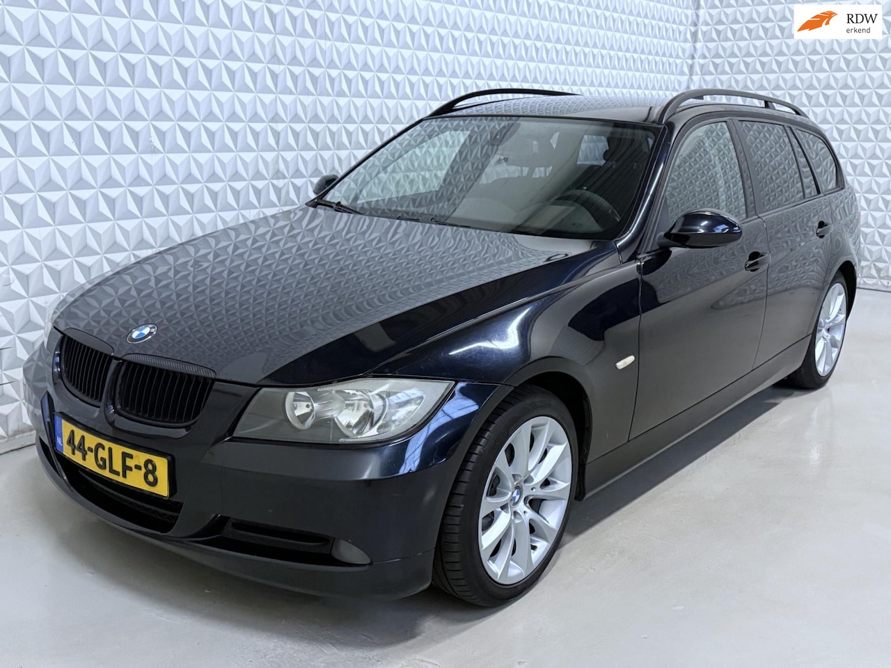 BMW 3-serie Touring - 320i Business Line KOOPJE! VASTE PRIJS! (2008) - AutoWereld.nl