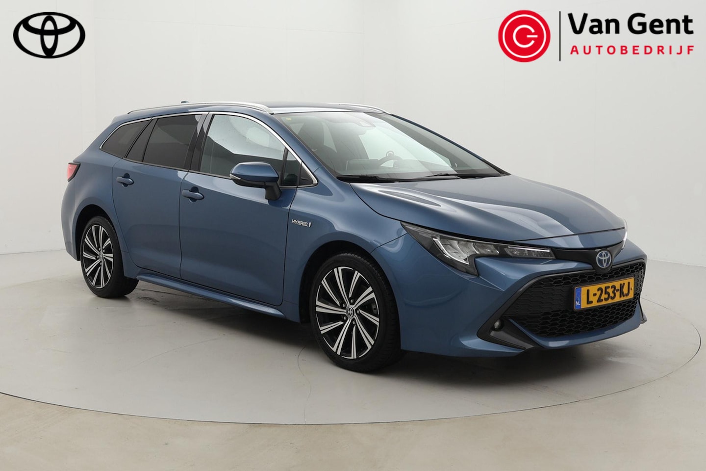 Toyota Corolla Touring Sports - 1.8 Hybrid Dynamic | Navigatie | Apple Carplay / Android Auto | Stoelverwarming | Adaptive - AutoWereld.nl