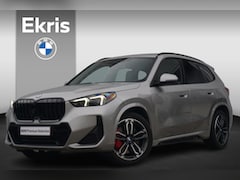 BMW X1 - sDrive20i M Sportpakket Pro 19'' / Panoramadak / Head-Up Display / Harman Kardon / Driving