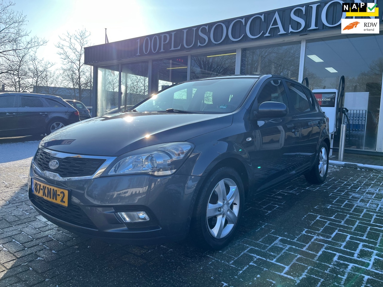 Kia Cee'd - 1.4 CVVT Seven | Nwe apk | Kleine beurt | - AutoWereld.nl