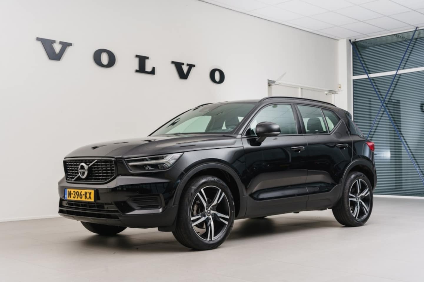 Volvo XC40 - T3 automaat R-Design - AutoWereld.nl