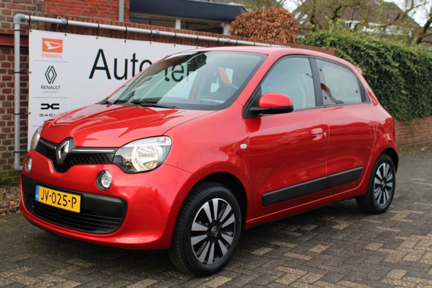 Renault Twingo - TCe 90 pk Expression AUTOMAAT slechts 33.136 km ! - AutoWereld.nl