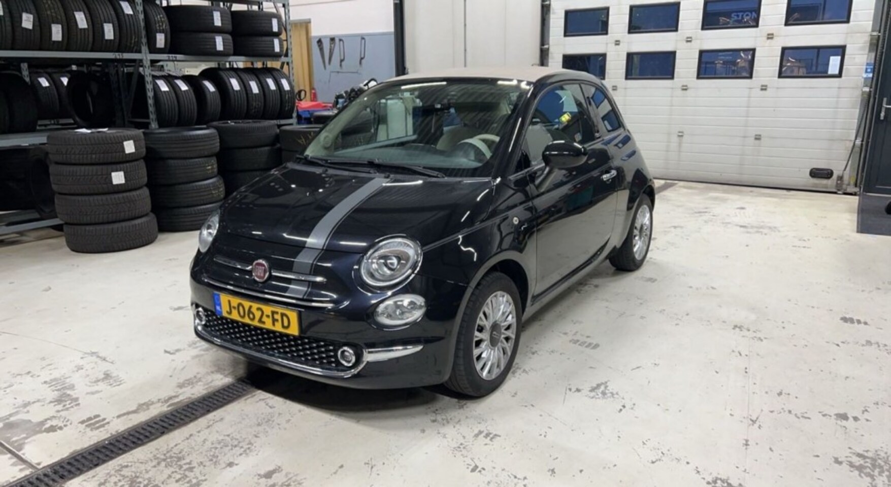 Fiat 500 C - 1.2 Lounge - Climate control - Bluetooth - Sensoren achter - AutoWereld.nl