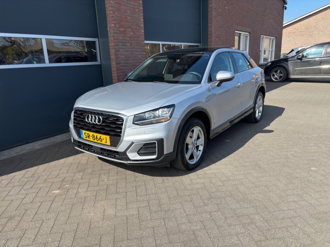 AUDI Q2
