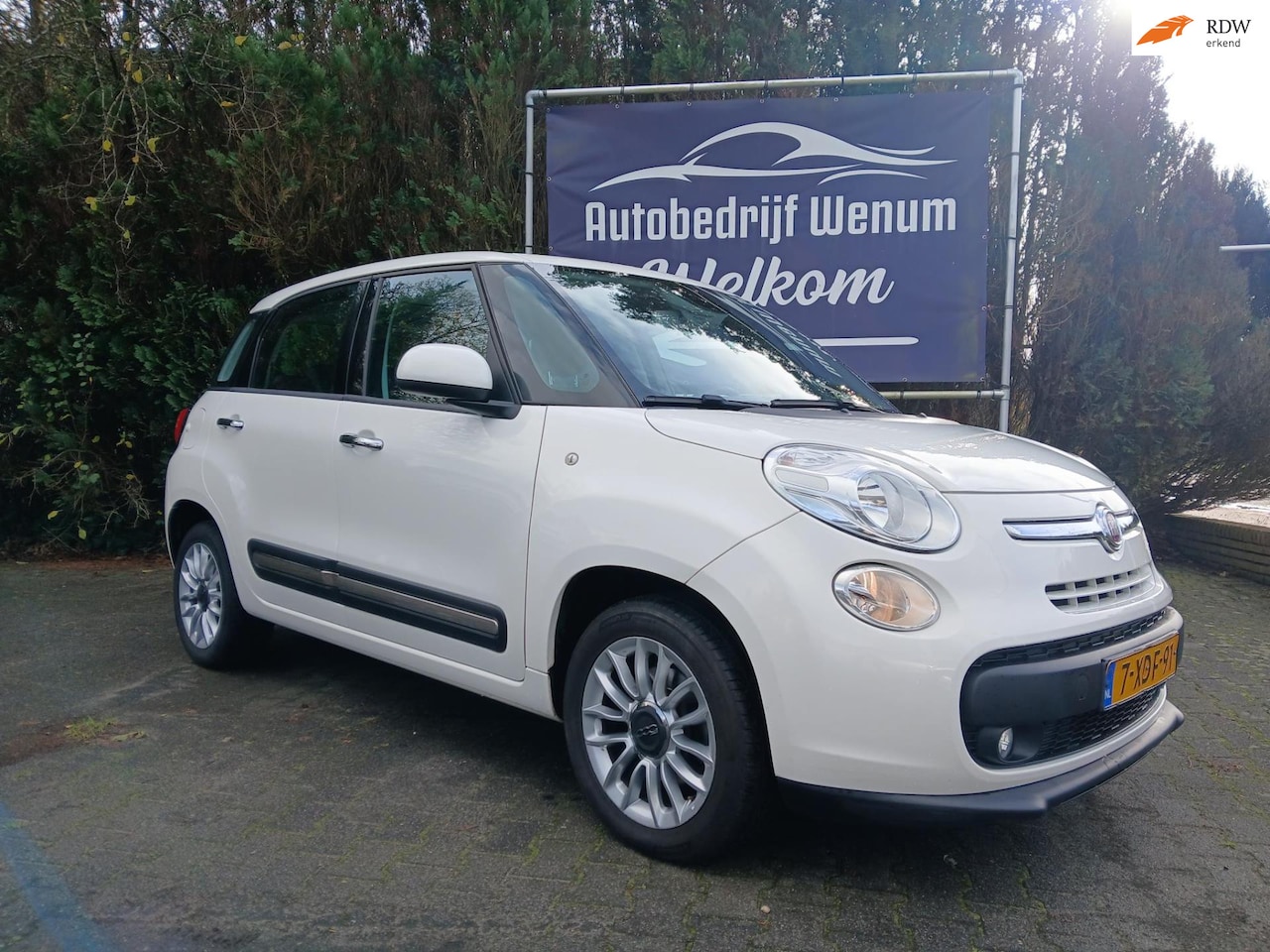 Fiat 500 L - 0.9 TwinAir Lounge Panoramadak, Climate control, LM velgen, enz. - AutoWereld.nl