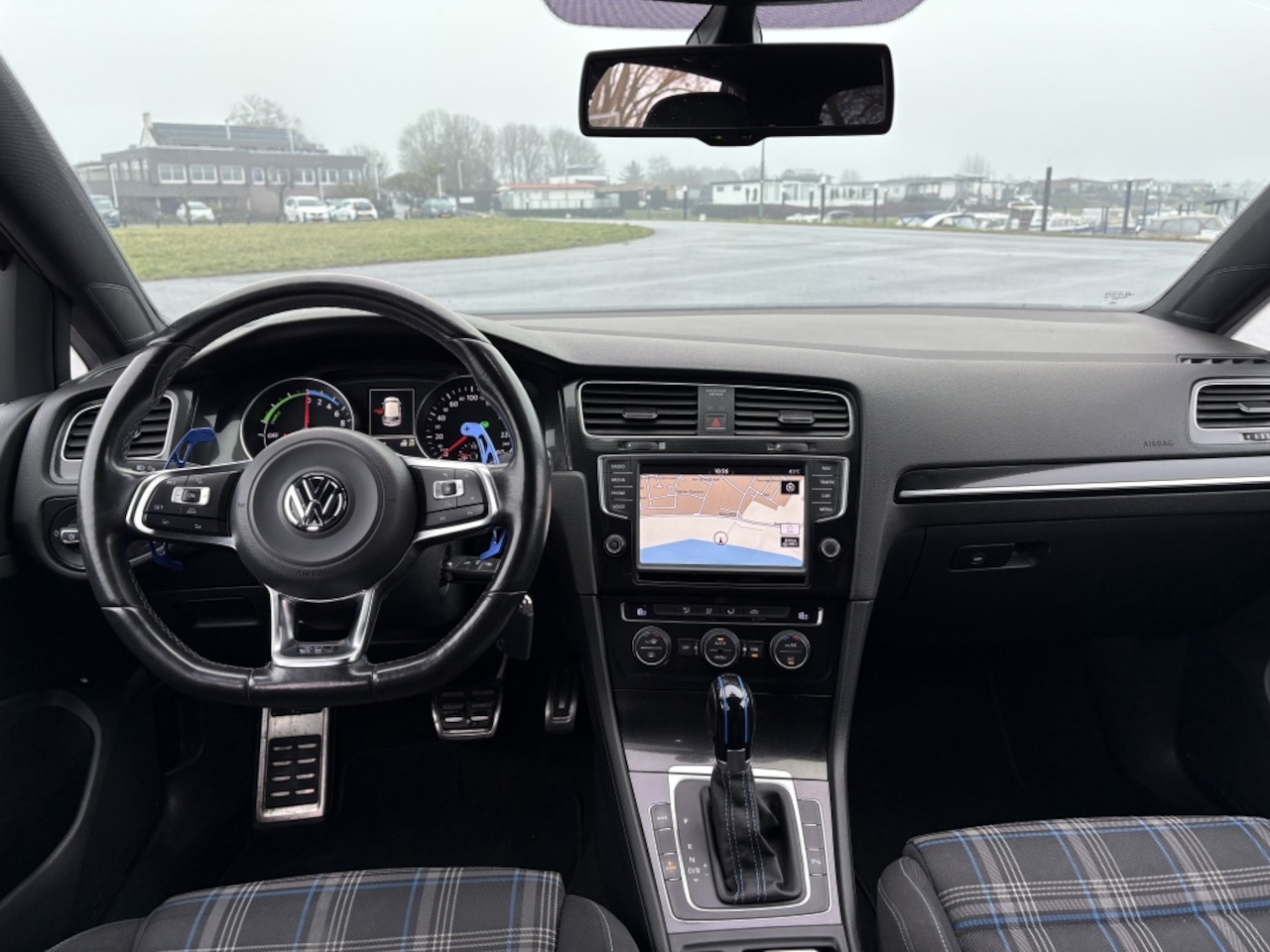 Volkswagen Golf - 1.4 TSI GTE 2015 Org NL Automaat NAVI CC - AutoWereld.nl