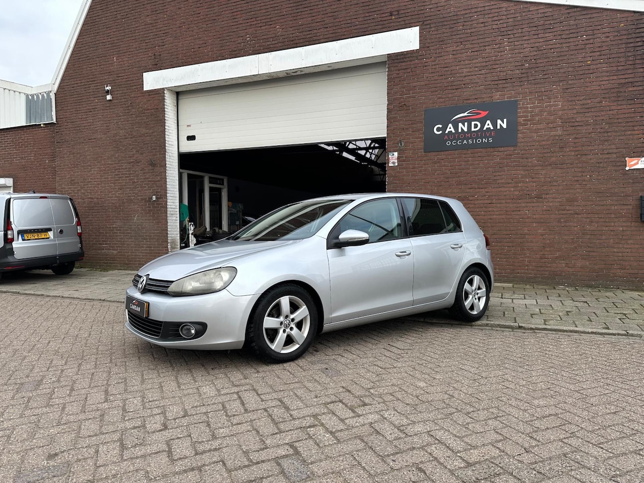 Volkswagen Golf - 1.4 TSI Highline | Automaat | Flippers | Cruisecontrol - AutoWereld.nl