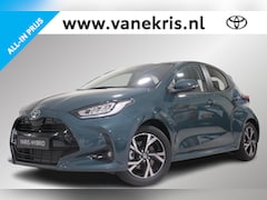 Toyota Yaris - 1.5 Hybrid 115 Dynamic, €1500, - Inruilpremie, BSM, Sensoren, Stuur & Stoelverwarming