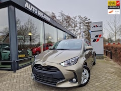 Toyota Yaris - 1.5 Hybrid 115 Active/STUUR-EN STOELVERWARMING/CARPLAY