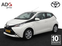 Toyota Aygo - 1.0 VVT-i x-play | Automaat | Airco | Groot scherm voor Apple carplay - Android auto |