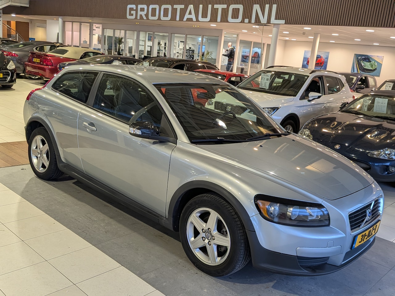 Volvo C30 - 1.6 Advantage Airco, Cruise Control, Trekhaak, Stuurbekrachtiging - AutoWereld.nl