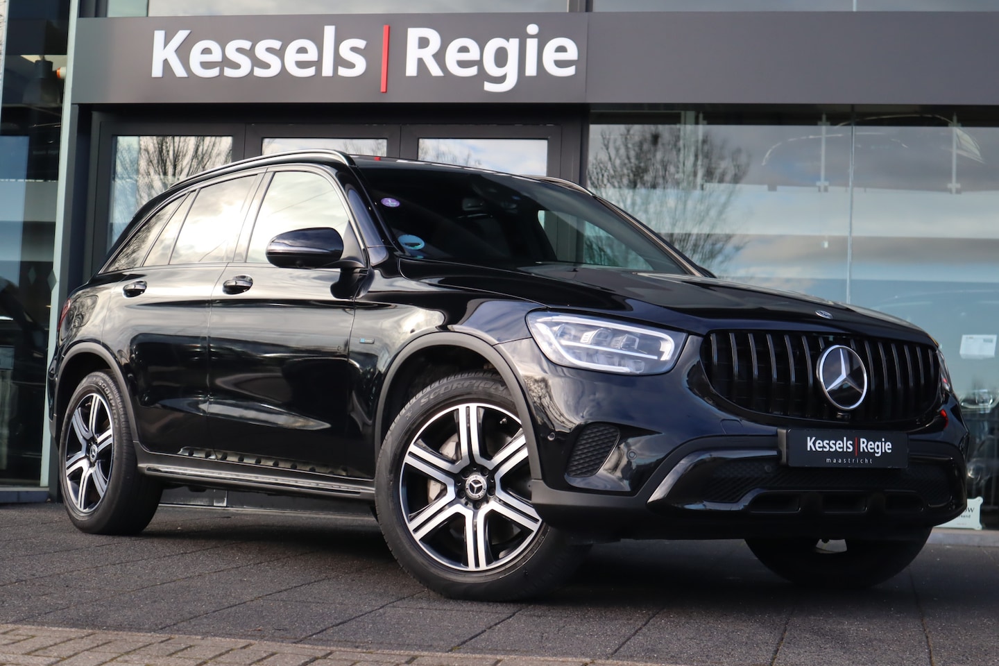 Mercedes-Benz GLC-klasse - 300e 4MATIC Pano Luchtvering Memory Ambient 360 ACC Massage Keyless - AutoWereld.nl