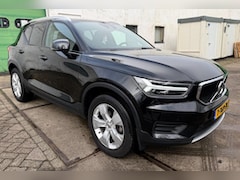 Volvo XC40 - 1.5 T3 Momentum Pro
