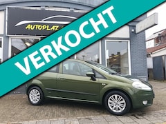 Fiat Grande Punto - 1.4-16V Sport /CRUISE/ CLIMA/ TREKHAAK/ 15 INCH/ DISTR VV/ NAP