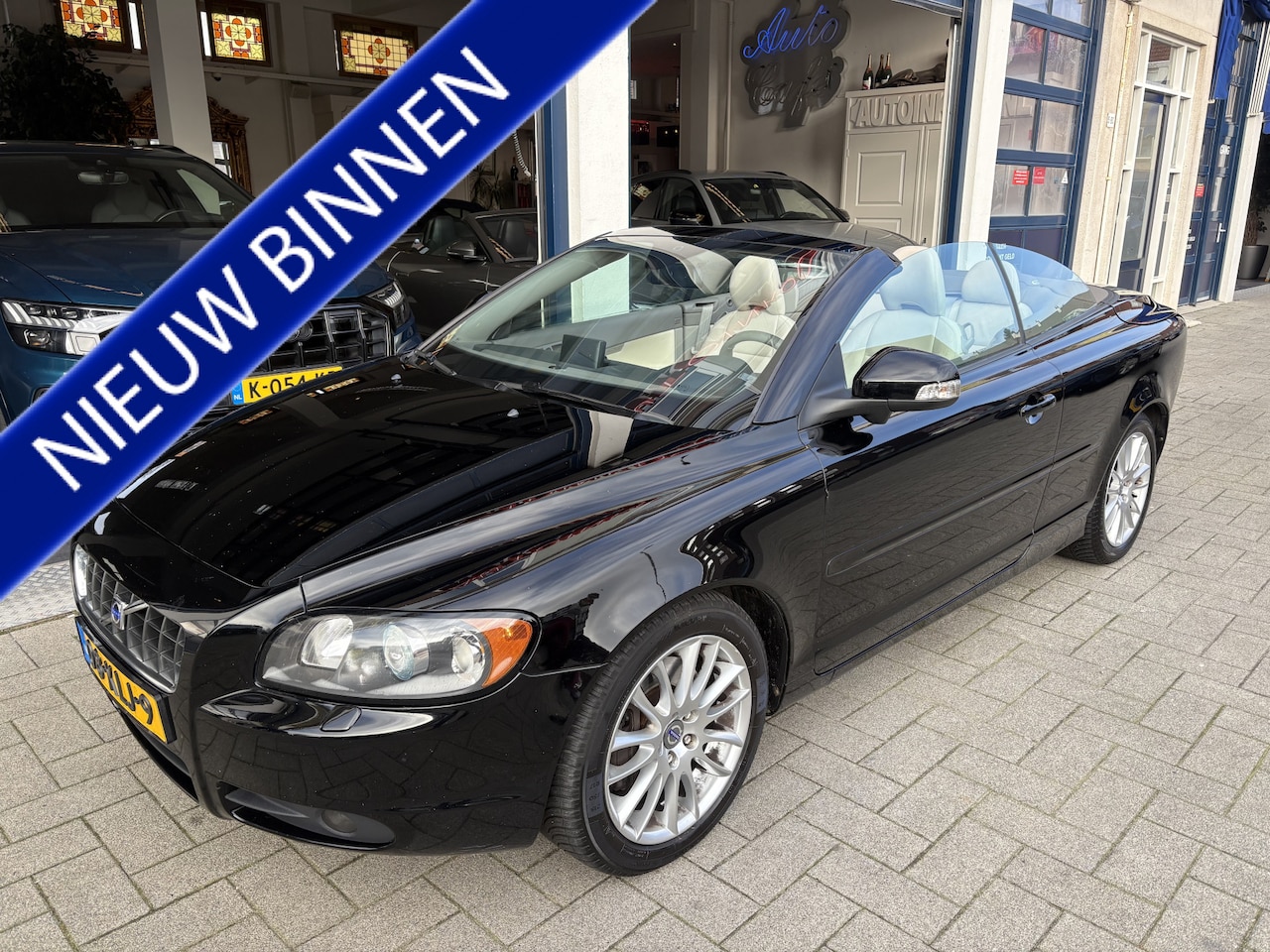Volvo C70 Convertible - 2.0D Tourer NL AUTO. DEALER OND./AUTOMAAT/LEDER/TOPSTAAT - AutoWereld.nl