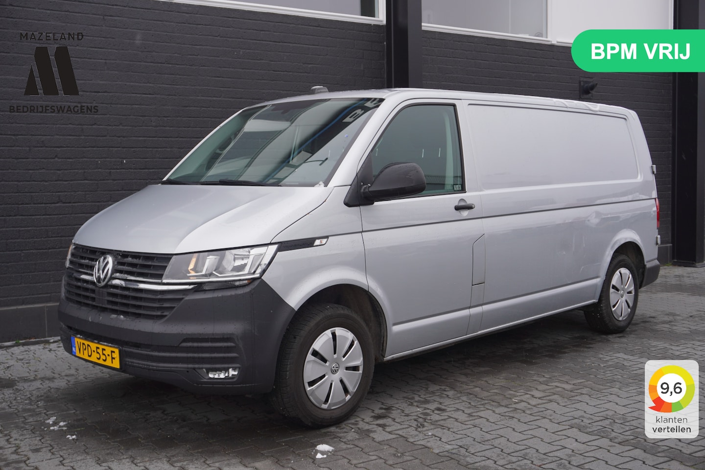 Volkswagen Transporter - 2.0 TDI L2 - EURO 6 - Airco - Navi - Cruise - €20.950,- Excl. - AutoWereld.nl