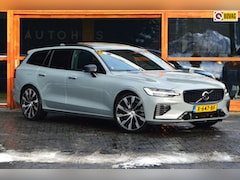 Volvo V60 - T6 Hybride AWD Plus Dark | Panoramadak | Harman/Kardon | Stoel + Stuur Verwarmd | Pilot-As