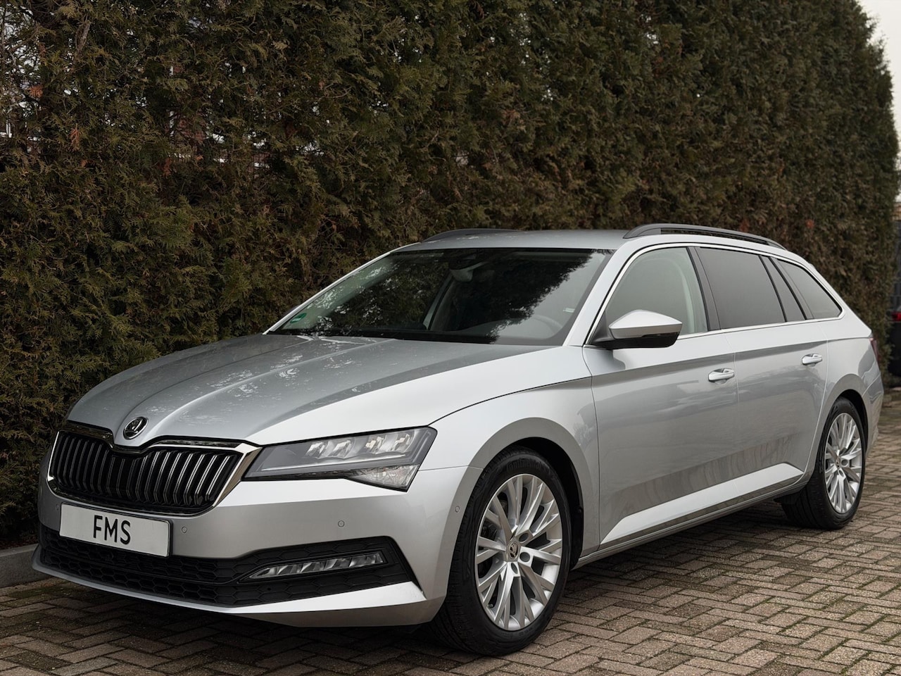Skoda Superb Combi - 1.5 TSI ACT Business Edition+ CarPlay Trekhaak - AutoWereld.nl