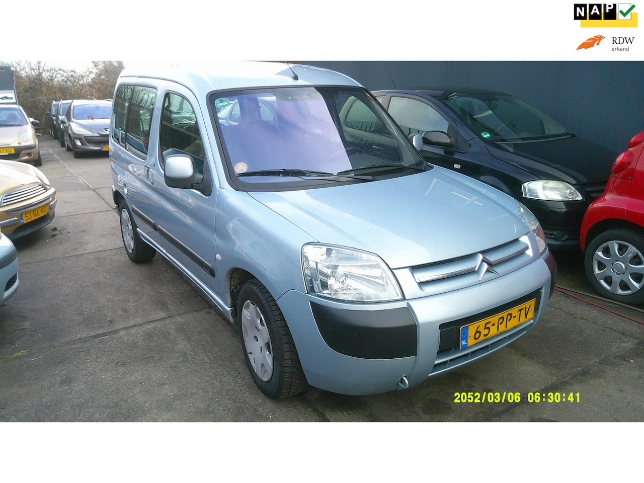 Citroën Berlingo - 1.6i Multispace Petit Paradis airco elek pak nap apk - AutoWereld.nl