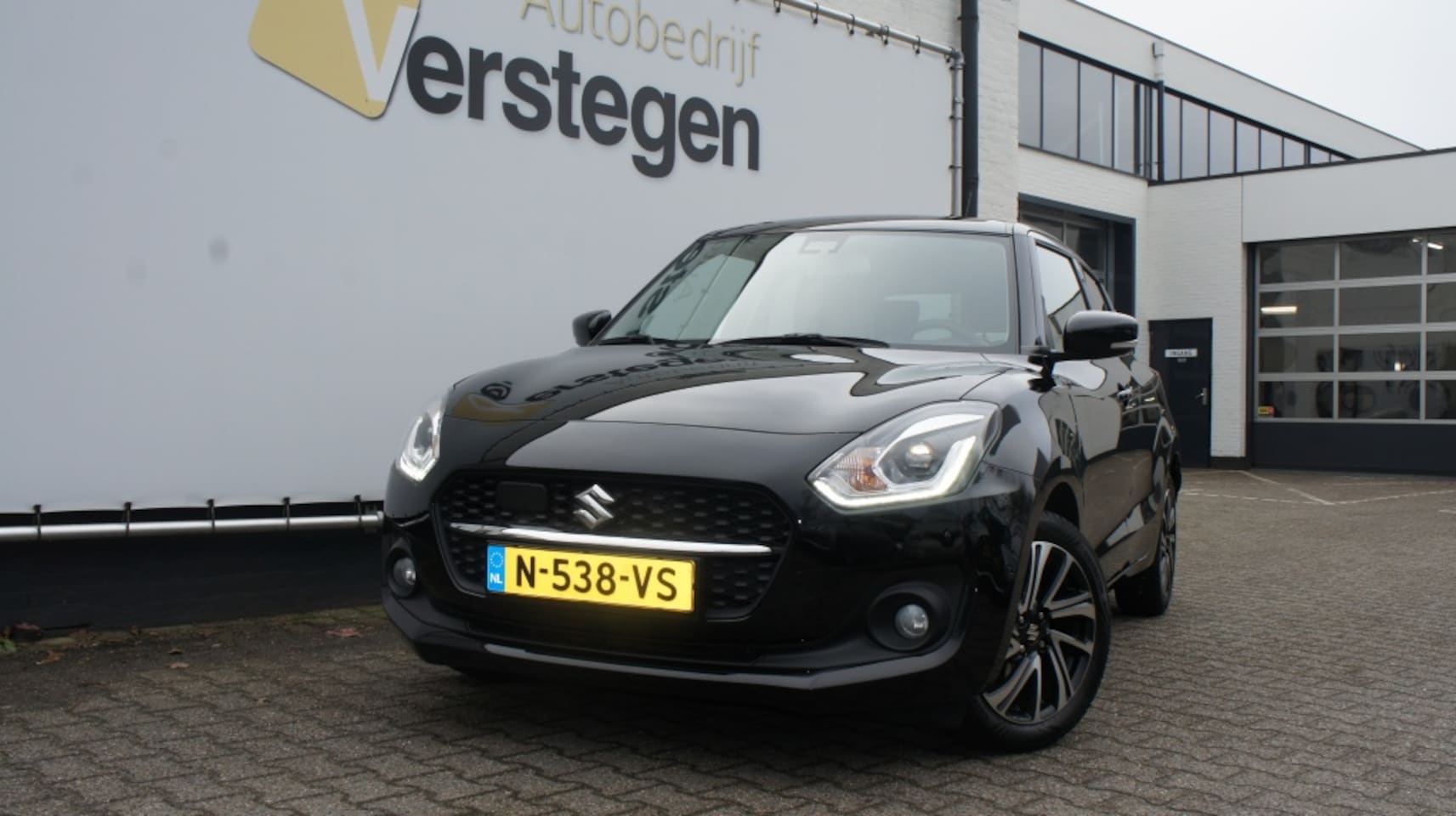 Suzuki Swift - 1.2 Style Smart Hybr - AutoWereld.nl