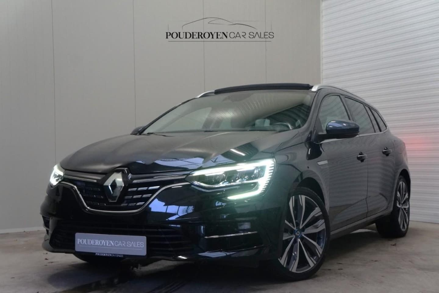 Renault Mégane E-Tech - Estate 1.6 Plug-In Hybrid 160PK Edition One / FULL OPTION! / Dealeronderhouden / Schuifdak - AutoWereld.nl