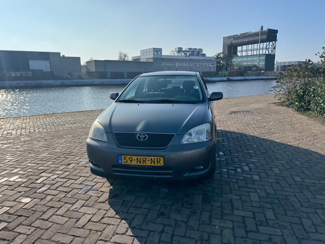 Toyota Corolla - 1.6 VVT-i Linea Sol 1.6 VVT-i Linea Sol - AutoWereld.nl