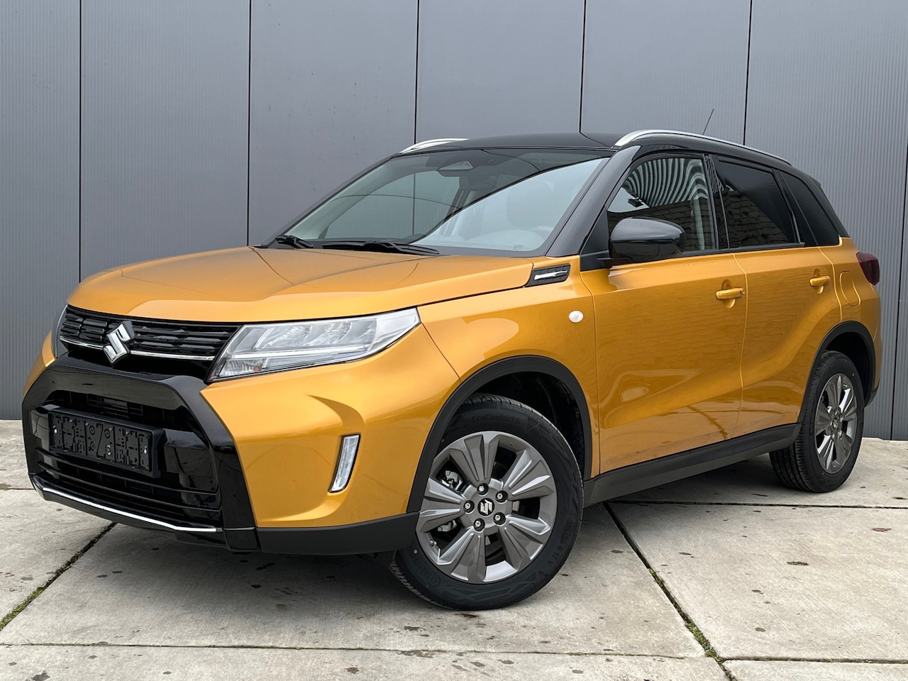 Suzuki Vitara - 1.5 Hybrid Select Automaat | Facelift | Adaptive Cruise | Draadloze Apple Carplay | Stoelv - AutoWereld.nl