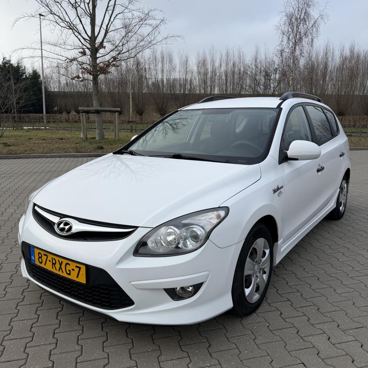 Hyundai i30 CW - 1.4i i-Motion | Airco | NW APK 28-01-2027 ! - AutoWereld.nl