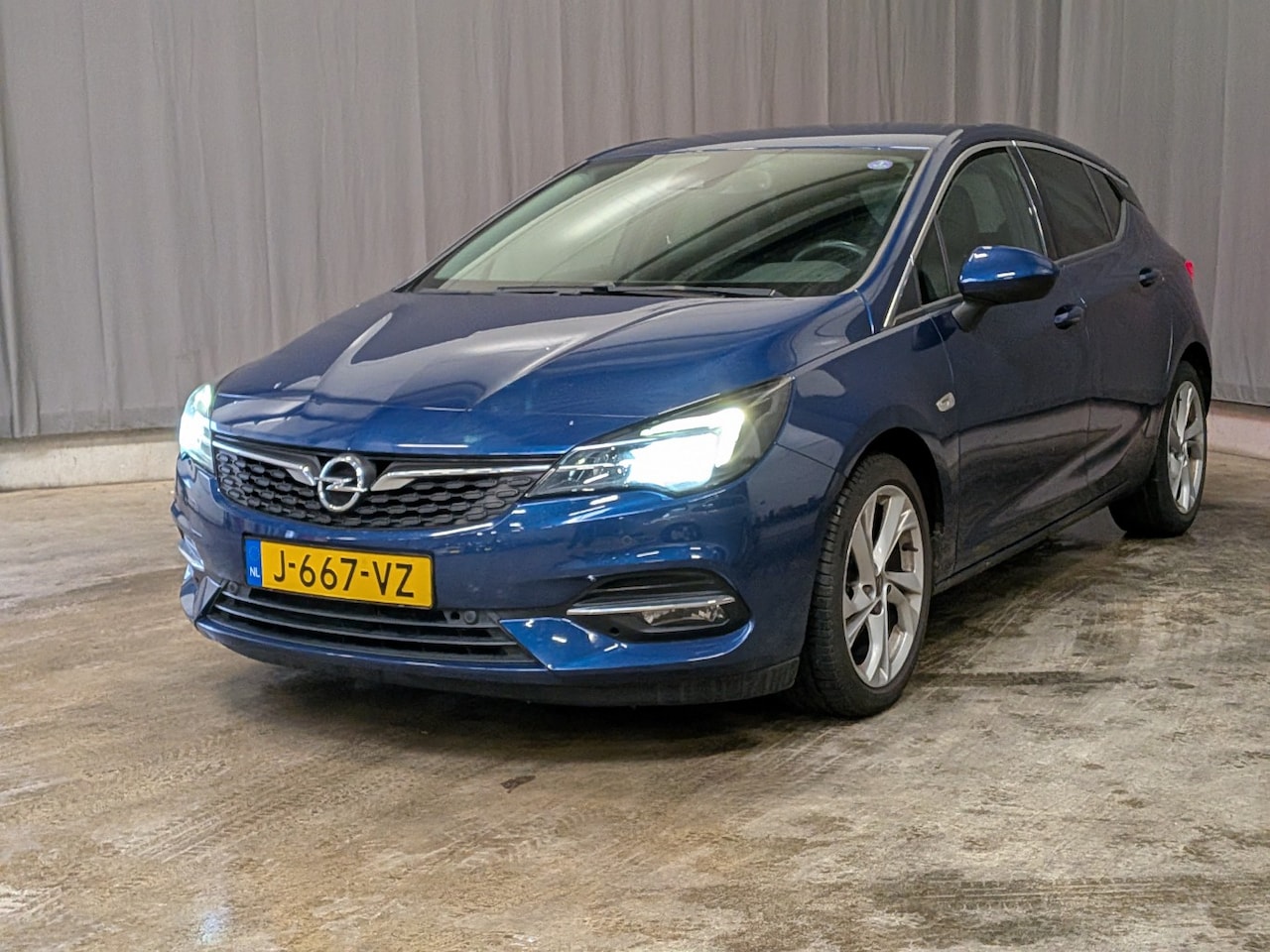Opel Astra - 1.2 Launch Elegance Voorruit+Stuur+Stoelverwarming | Camera | AGR stoelen | Climate contro - AutoWereld.nl