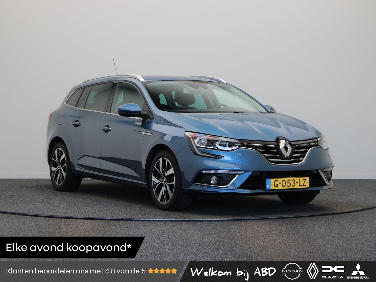 Renault Mégane Estate - TCe 140pk Bose | Trekhaak | Bose premium audio | Achteruitrijcamera | Parkeesensoren | - AutoWereld.nl