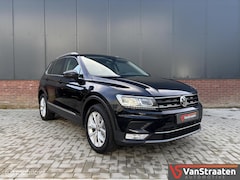 Volkswagen Tiguan - 2.0 TSI 4Motion Highline | Pano | Carplay