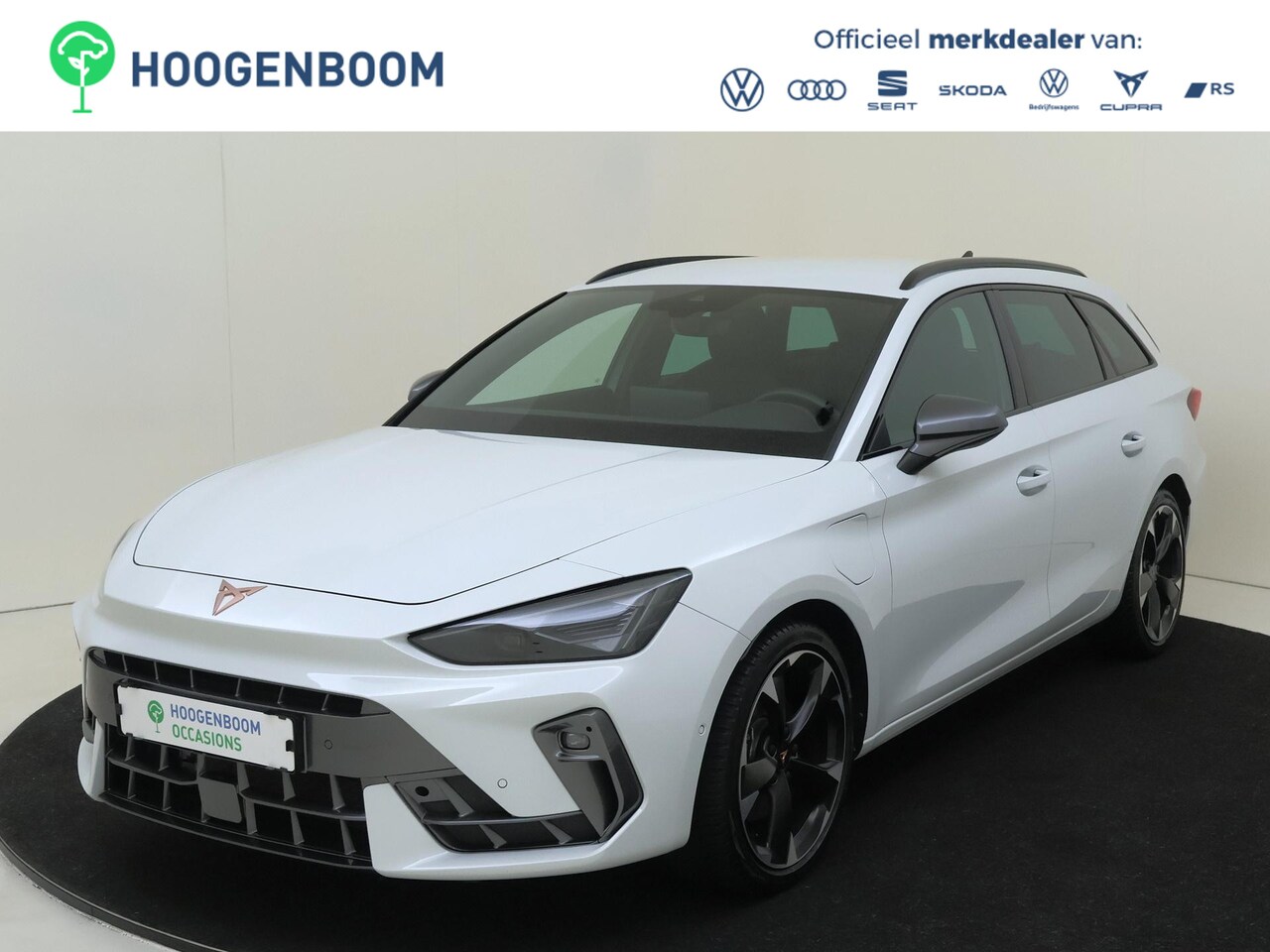 CUPRA Leon Sportstourer - 1.5 TSI e-Hybrid Business | Parkeerasisstent | Dodehoek detectie | Keyless | Stoel- en stu - AutoWereld.nl