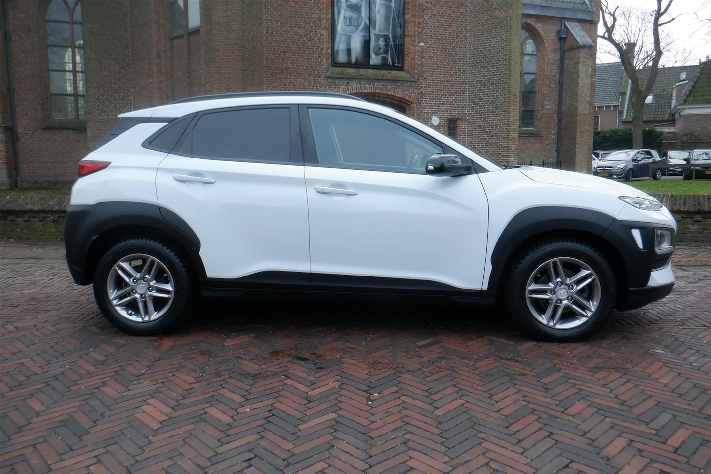 Hyundai Kona - 1.0 T-GDI 120pk 2WD Comfort - STOEL/TUURVERW. 66.000 KM - AutoWereld.nl