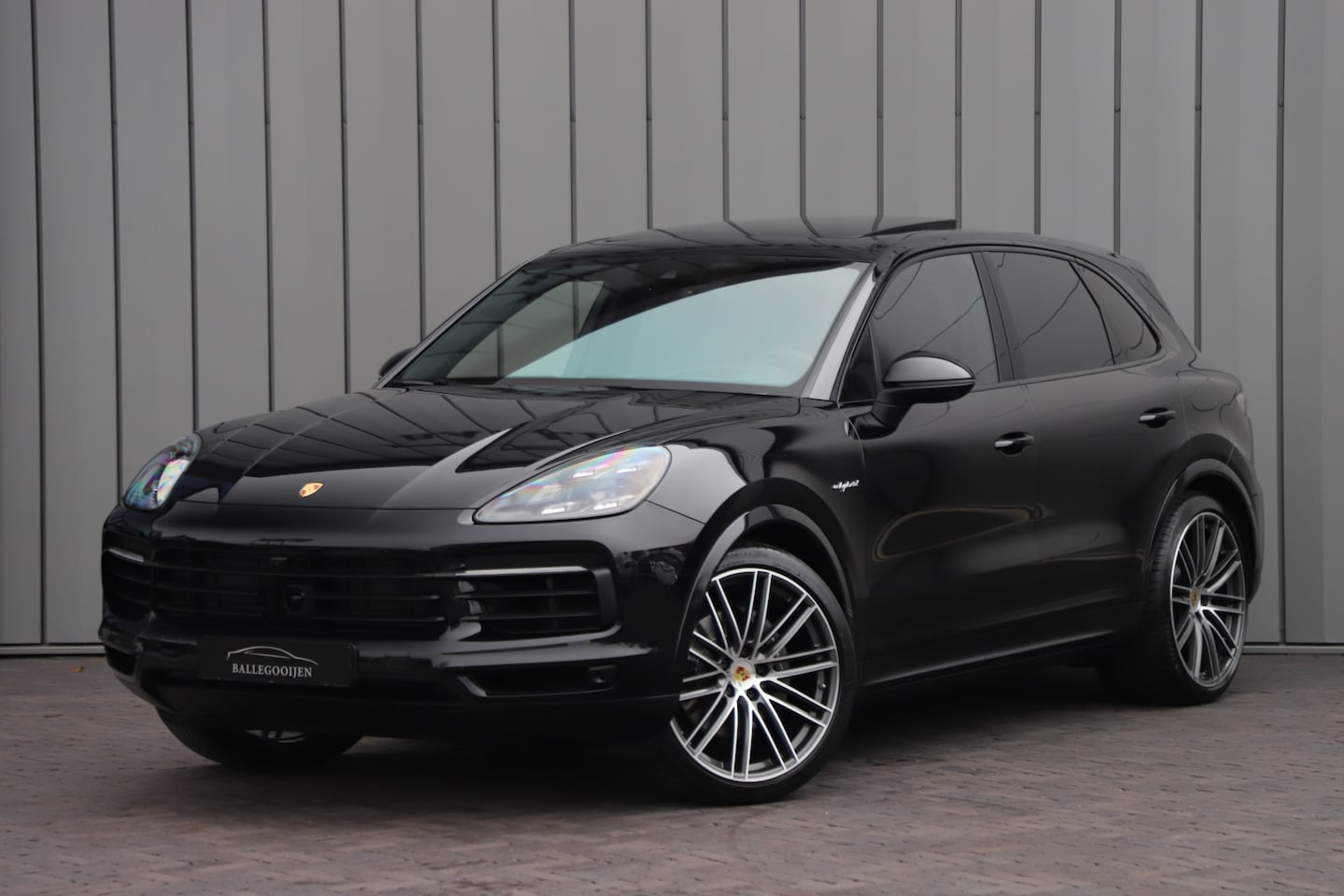Porsche Cayenne - 3.0 E-Hybrid Sport-design | 462PK | Luchtvering | Head-up | Burmester high-end | Sport-chr - AutoWereld.nl