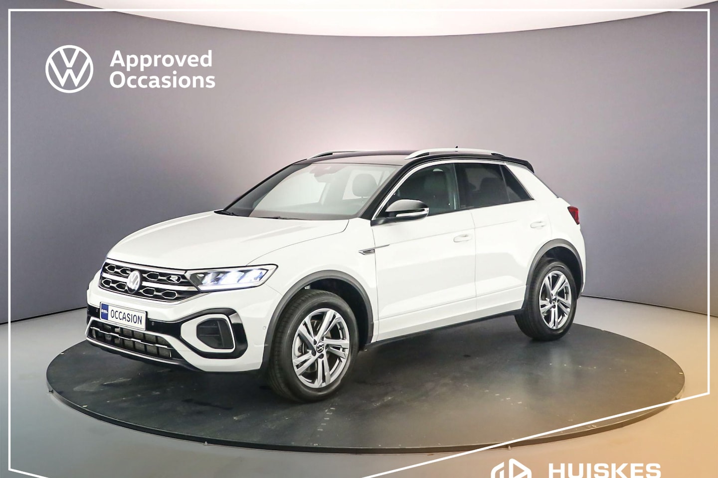 Volkswagen T-Roc - R-Line 1.5 TSI 150pk DSG Automaat Adaptive cruise control, Achteruitrijcamera, Stoelverwar - AutoWereld.nl