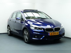 BMW 2-serie Active Tourer - 225xe Centennial High Executive. Panodak, Camera, Leer, StoelVerw, Adap Cruise