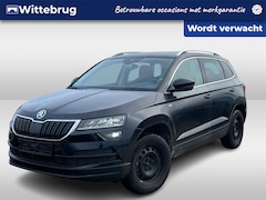 Skoda Karoq - 1.5 TSI 150pk DSG Ambition clever / Panoramadak / Achteruitrij camera / Led verlichting /