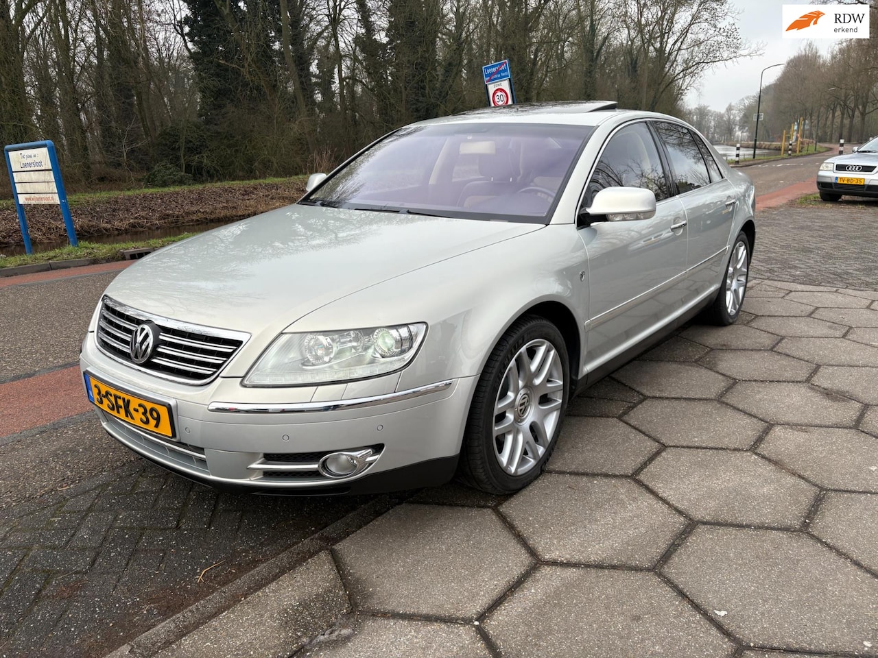 Volkswagen Phaeton - 4.2 V8 UNIEKE 4-zits! - AutoWereld.nl