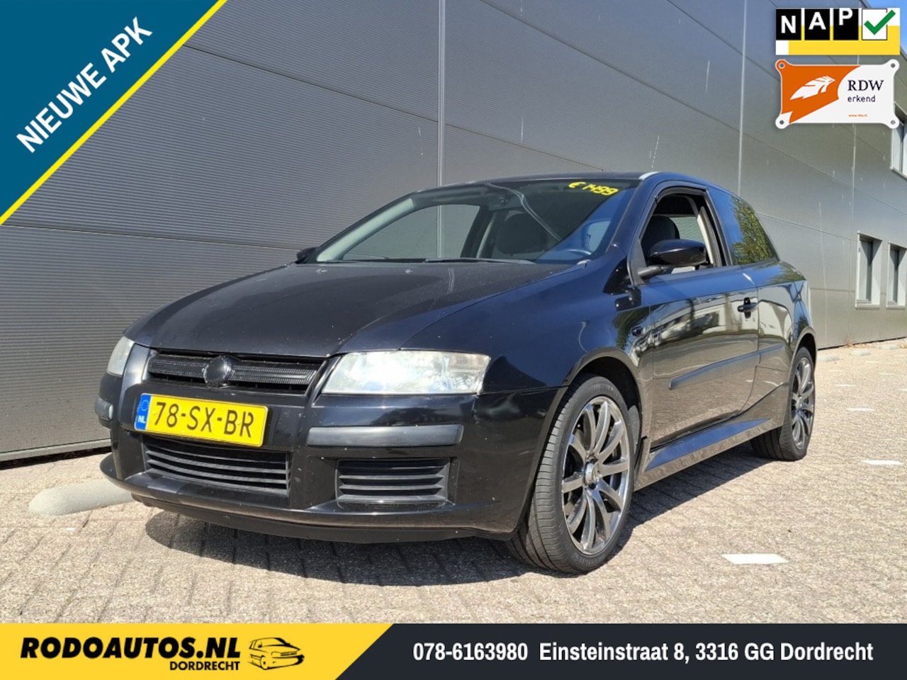 Fiat Stilo - 1.8-16V Sport 133pk Airco/Carplay Nw APK ✅ - AutoWereld.nl