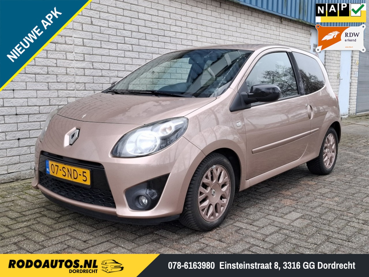 Renault Twingo - 1.2-16V Miss Sixty Roze Airco Nieuwe APK ✅ - AutoWereld.nl