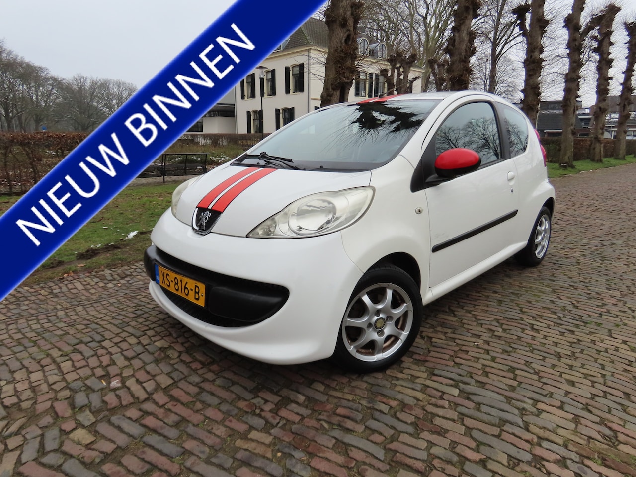 Peugeot 107 - 1.0-12V XR Street Racing Airco Toerenteller Lm Velgen Stuurbekrachtiging - AutoWereld.nl