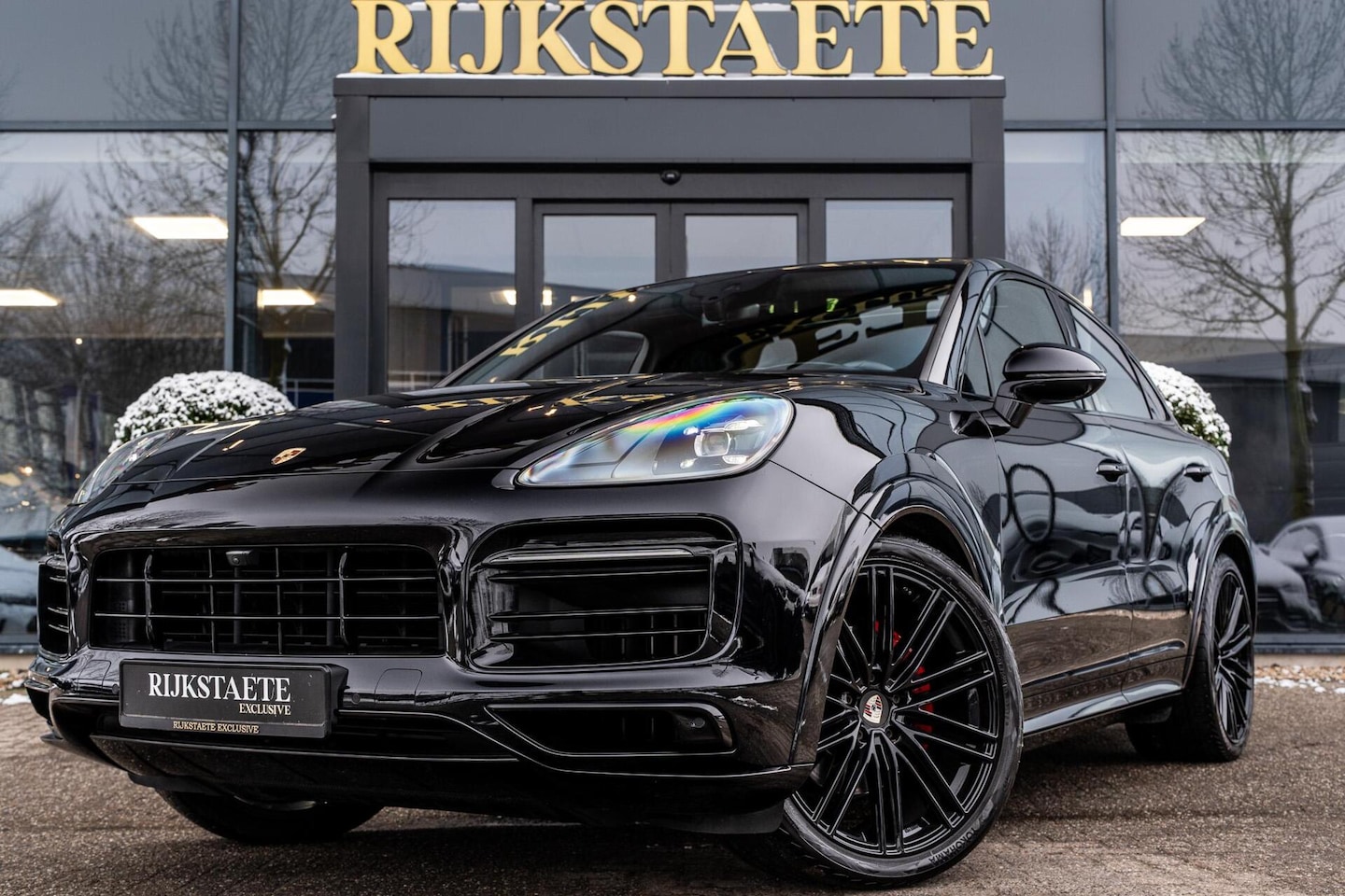Porsche Cayenne Coupé - 3.0 E-Hybrid|PANO|360°|CHRONO|22''|NAP - AutoWereld.nl