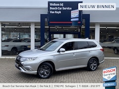 Mitsubishi Outlander - 2.4 PHEV Intense / Automaat / NL-Auto / Dealer-Onderhouden / 1e-Eigenaar / AWD / Afneembar